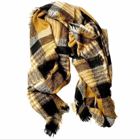 ModCloth Loch & Key Tan Black Plaid
Oversized Blanket Scarf - Picture 3 of 7